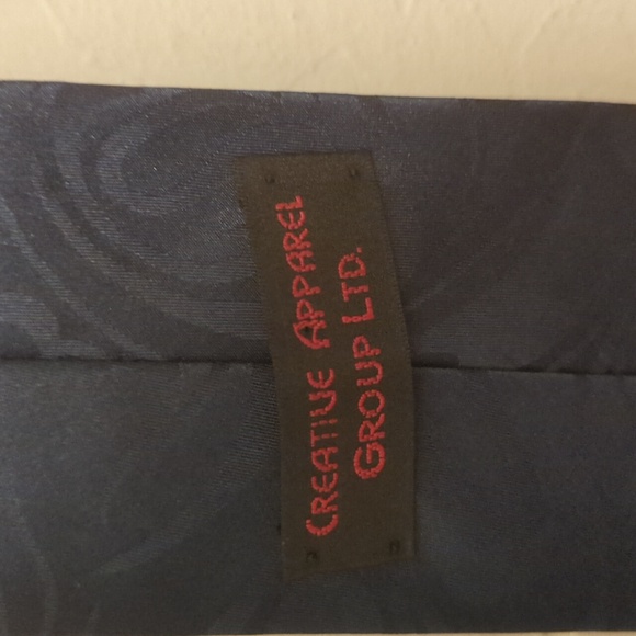 Creative apparel blue candy cane tie - Picture 4 of 5